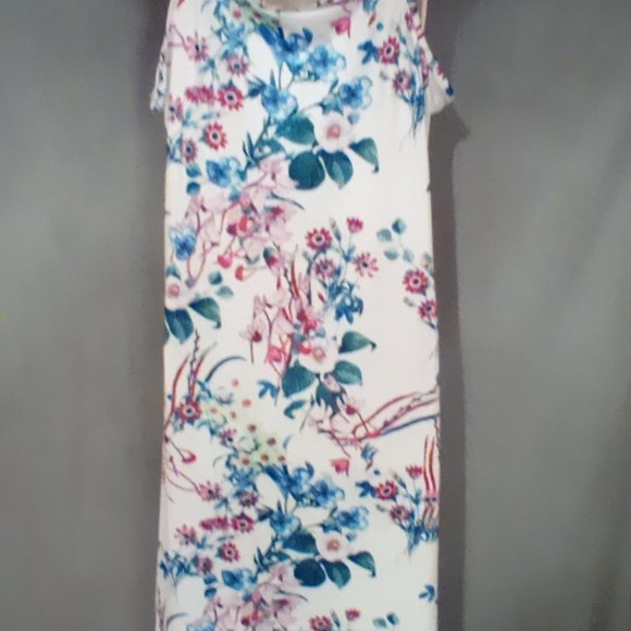 White Very Flowery Flowy Maxi Dress,35% Polyester,65% Cotton,Made in China - Picture 1 of 3